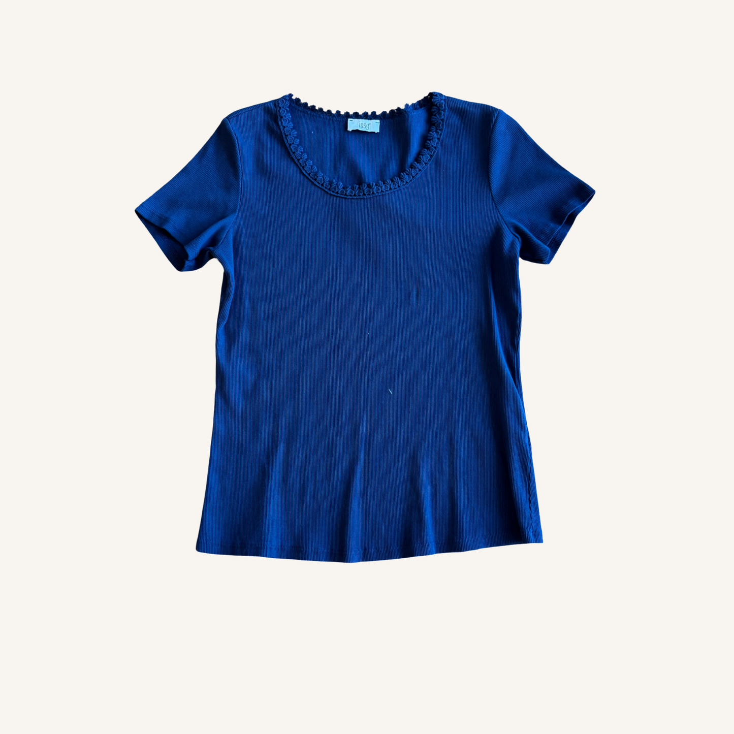 T-Shirt mit Rundhals & feiner Häkelspitze