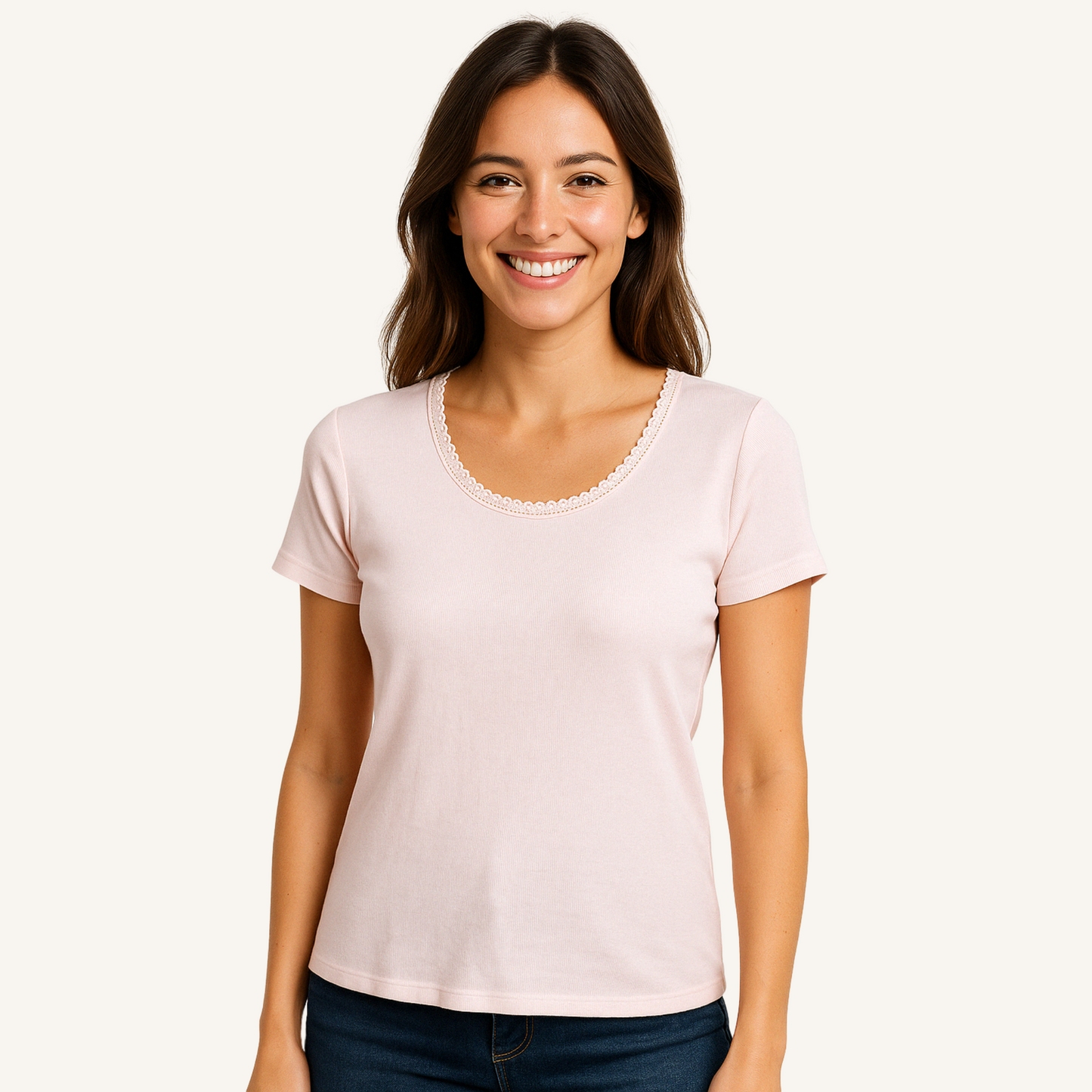 T-Shirt mit Rundhals & feiner Häkelspitze