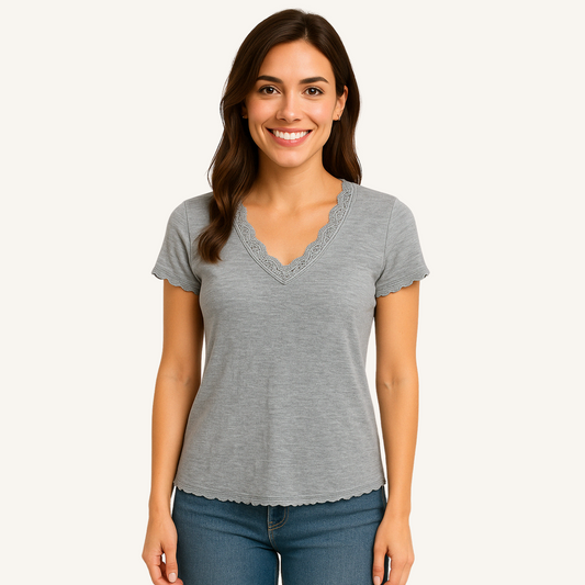 T-Shirt mit V-Ausschnitt
