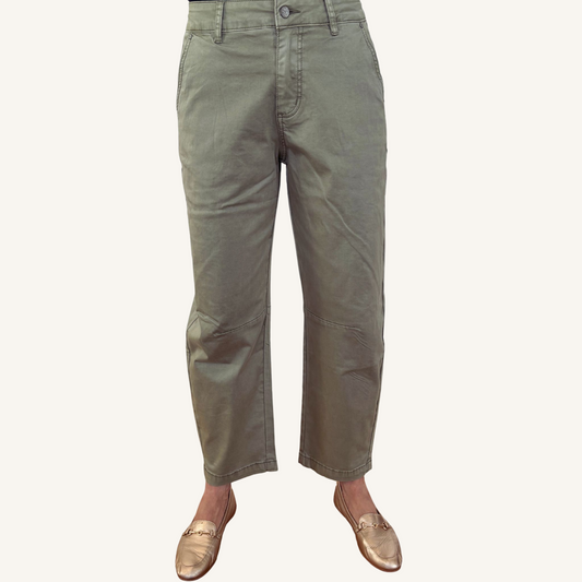 Barrel stretch twill
